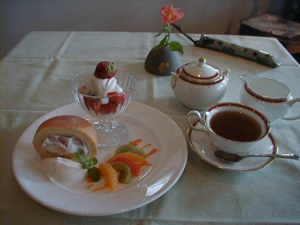 ホテル カウントリーハウス　アールグレイ 白馬村 エクステリア 写真